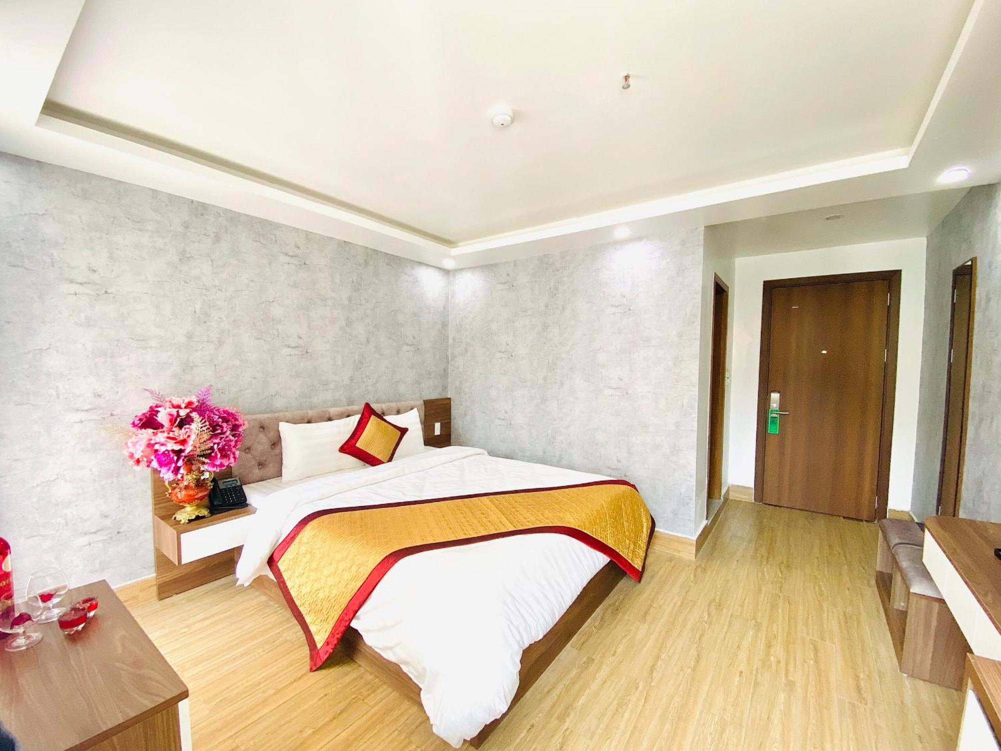 Khach San Kien Ngoc Hotel Dong Khe Sau Exterior photo