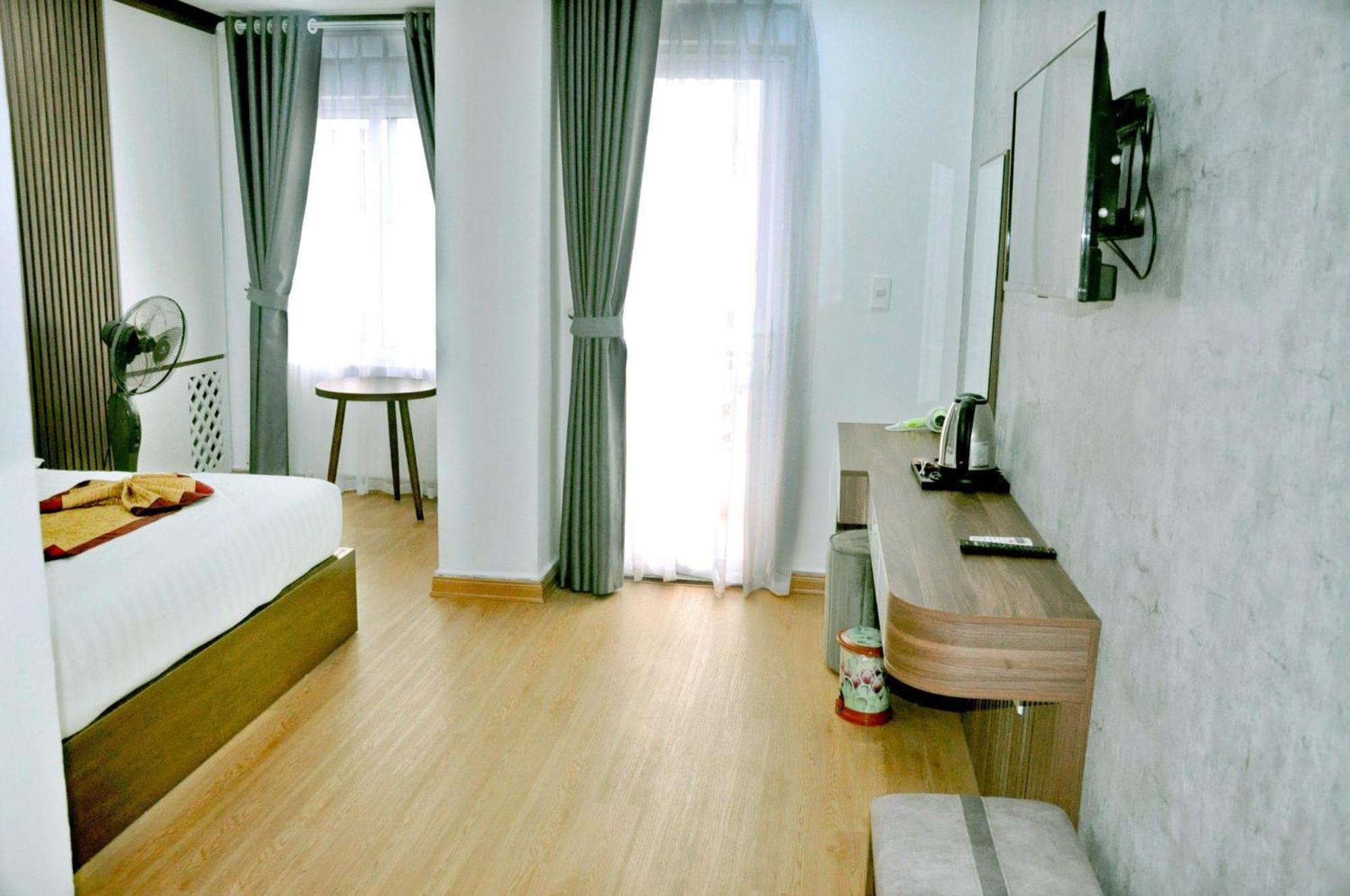 Khach San Kien Ngoc Hotel Dong Khe Sau Exterior photo